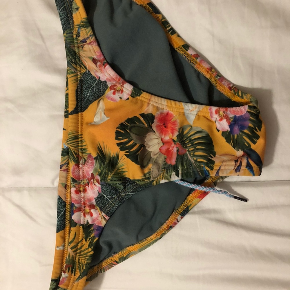 Used jolyn bottoms